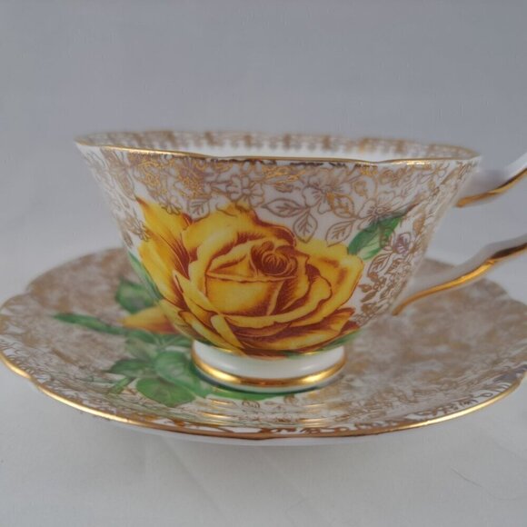 Collingwoods Wide Mouth Golden Rose Tea Cup & Saucer - Picture 6 of 16